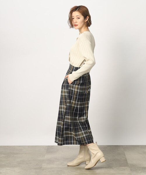 grove(グローブ)の「◆落ち着いたチェック柄がキャッチーなおとなシルエットスカート(スカート・レディース・ネイビー系1/ブラック系1/ベージュ・02/03/01/05/04)」の20枚目の写真