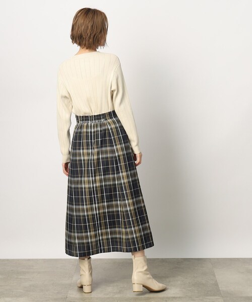 grove(グローブ)の「◆落ち着いたチェック柄がキャッチーなおとなシルエットスカート(スカート・レディース・ネイビー系1/ブラック系1/ベージュ・02/03/01/05/04)」の21枚目の写真