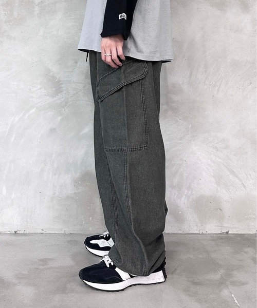 sedacle(セダクル)の「ルーズシルエットデニムカーゴパンツ(デニムパンツ・メンズ・ブラック・LARGE/MEDIUM)」の15枚目の写真