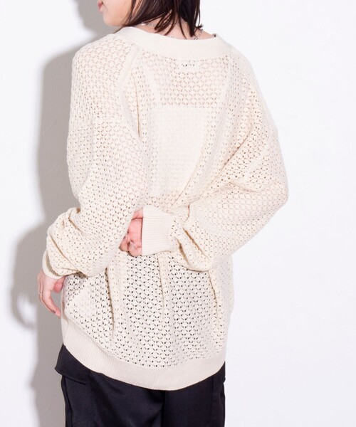 GLOSTER（グロスター）の「【ユニセックス】クロシェ編みカーディガン 透かし編みニット メッシュカーデ（カーディガン/ボレロ・メンズ・ネイビー/オリーブ/アイボリー/オレンジ・L/M/S）」の20枚目の写真