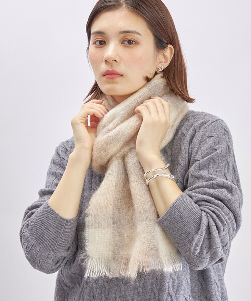 SHIPS（シップス）の「CUSHENDALE:MOHAIR DRUMIN STOLE ◇（マフラー・レディース・ベージュ/ブルー/ピンク系・ONE SIZE）」の11枚目の写真