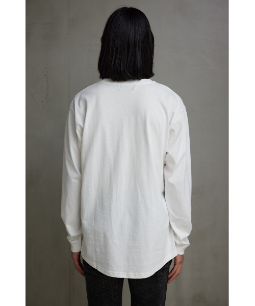 AZUL by moussy（アズールバイマウジー）の「ラウンドヘムロングTシャツ（Tシャツ/カットソー・メンズ・ホワイト・LARGE/MEDIUM）」の7枚目の写真