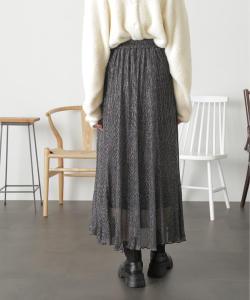 FREE'S MART(フリーズマート)の「ラメプリーツスカート(スカート・レディース・ブラック/ゴールド/シルバー・SMALL/MEDIUM)」の13枚目の写真