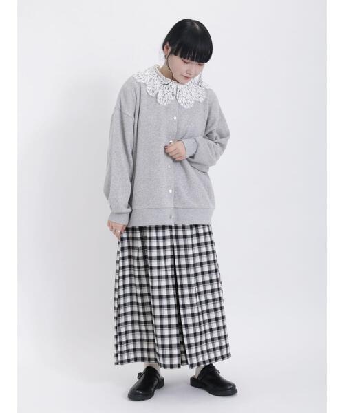 Samansa Mos2（サマンサ モスモス）の「飛び裏毛スナップボタンカーディガン（カーディガン/ボレロ・レディース・キナリ/ブラック/グレー/レッド・F）」の16枚目の写真