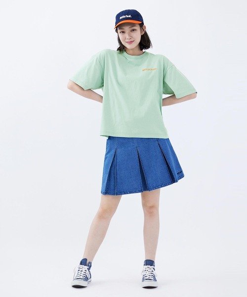 MILKFED.（ミルクフェド）の「BOX PLEAT MINI SKIRT（デニムスカート・レディース・ブラック/ライトインディゴブルー・M/S）」の9枚目の写真