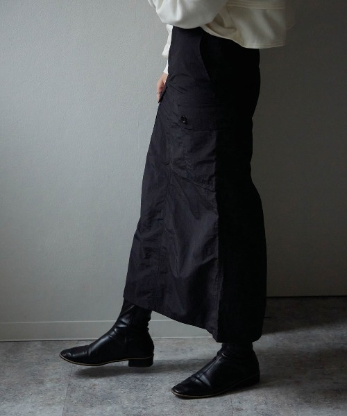 TRIANGLE PALETTE（トライアングルパレット）の「ナイロンカーゴスカート（スカート・レディース・ブルー/ブラック/カーキ/パープル・FREE）」の6枚目の写真