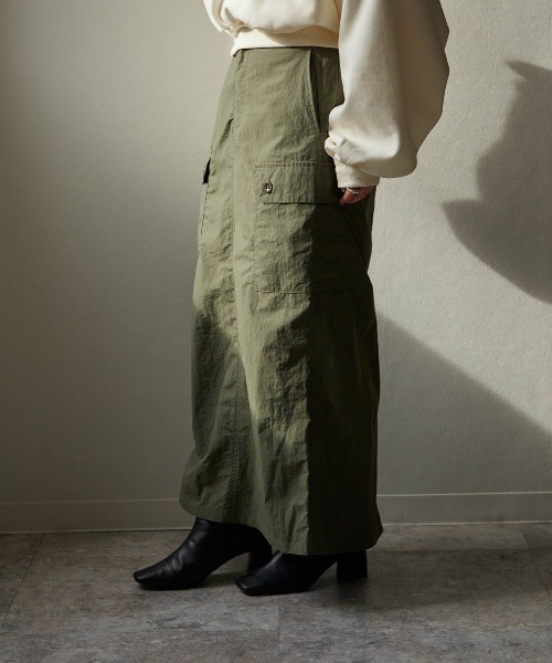 TRIANGLE PALETTE（トライアングルパレット）の「ナイロンカーゴスカート（スカート・レディース・ブルー/ブラック/カーキ/パープル・FREE）」の11枚目の写真