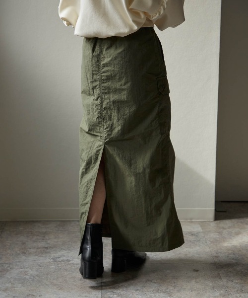 TRIANGLE PALETTE（トライアングルパレット）の「ナイロンカーゴスカート（スカート・レディース・ブルー/ブラック/カーキ/パープル・FREE）」の12枚目の写真