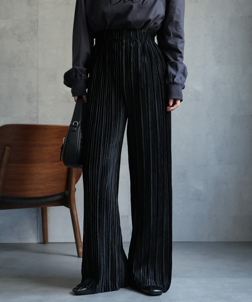 ap retro（アプレトロ）の「【選べる】プリーツイージーパンツ / ベロア / メタリック（その他パンツ・レディース・シルバー/ブラック/ゴールド/アイボリー/ブルー/ブラウン/ブラック系その他・FREE）」の4枚目の写真