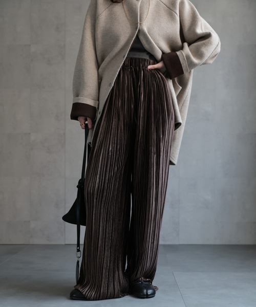 ap retro（アプレトロ）の「【選べる】プリーツイージーパンツ / ベロア / メタリック（その他パンツ・レディース・シルバー/ブラック/ゴールド/アイボリー/ブルー/ブラウン/ブラック系その他・FREE）」の8枚目の写真