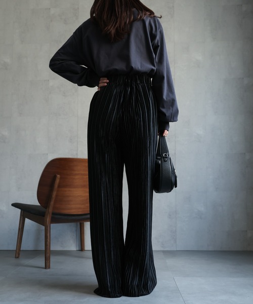 ap retro（アプレトロ）の「【選べる】プリーツイージーパンツ / ベロア / メタリック（その他パンツ・レディース・シルバー/ブラック/ゴールド/アイボリー/ブルー/ブラウン/ブラック系その他・FREE）」の9枚目の写真