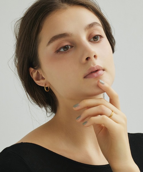 CENE(セネ)の「【CENE】セネ/ワンタッチループピアス16mm(ピアス(両耳用)・レディース・シルバー/ピンクゴールド/ゴールド・FREE)」の4枚目の写真