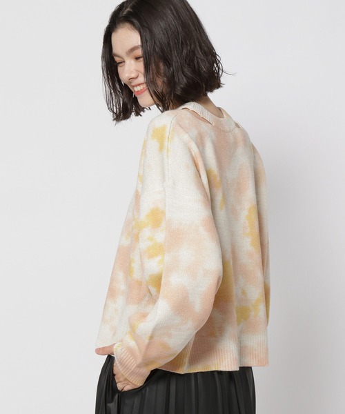 niko and...(ニコアンド)の「タイダイラメスリットニットプルオーバー(ニット/セーター・レディース・オレンジ/チャコール/アイボリー・FREE)」の11枚目の写真