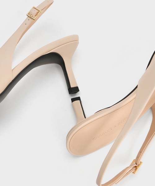 CHARLES & KEITH(チャールズ & キース)の「ホースビット ポインデッドトゥスリングバックパンプス(パンプス・レディース・その他3/ブラック/オフホワイト/ブラウン系その他7/アイボリー・22.5cm/23cm/23.5cm/24.5cm/25cm/22cm)」の18枚目の写真