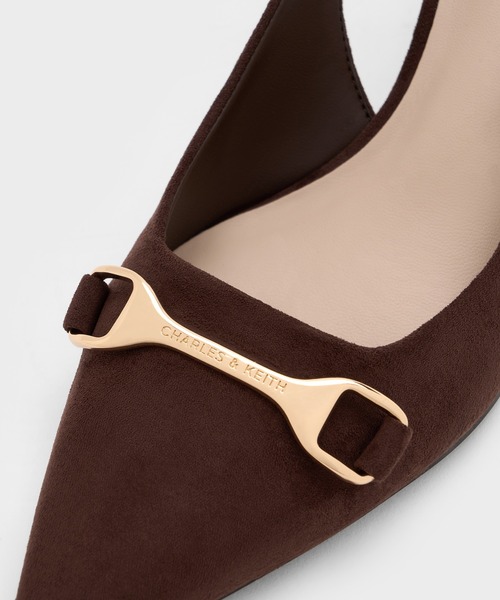 CHARLES & KEITH(チャールズ & キース)の「ホースビット ポインデッドトゥスリングバックパンプス(パンプス・レディース・その他3/ブラック/オフホワイト/ブラウン系その他7/アイボリー・22.5cm/23cm/23.5cm/24.5cm/25cm/22cm)」の13枚目の写真