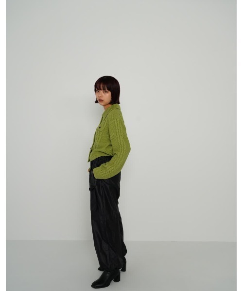 Enewd nina（エニュードニーナ）の「【ZOZO限定】ケーブル編み ニットカーディガン（カーディガン/ボレロ・レディース・ホワイト/グリーン・FREE）」の20枚目の写真