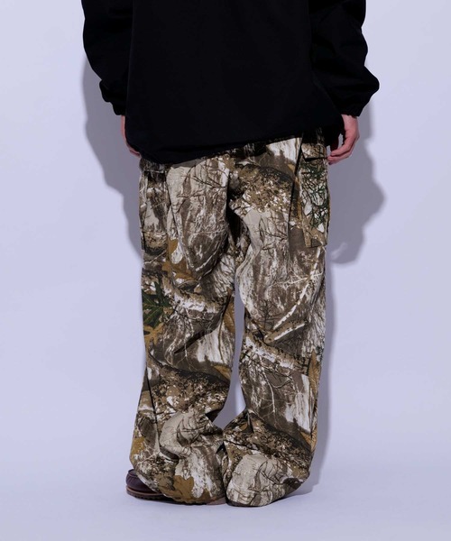 re_k by JUNRED（レクバイジュンレッド）の「re_k by JUNRED / オーバーワイドカーゴパンツ（カーゴパンツ・メンズ・ブラック/ホワイト/グリーン系その他2・L/S/M）」の6枚目の写真