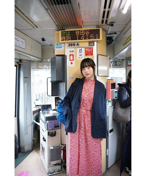 BEAMS BOY(ビームスボーイ)の「BEAMS BOY / リバティ ベルト ノースリーブ ワンピース(ワンピース・レディース・ピンク/ブラック・ONE SIZE)」の9枚目の写真