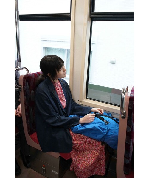 BEAMS BOY(ビームスボーイ)の「BEAMS BOY / リバティ ベルト ノースリーブ ワンピース(ワンピース・レディース・ピンク/ブラック・ONE SIZE)」の8枚目の写真