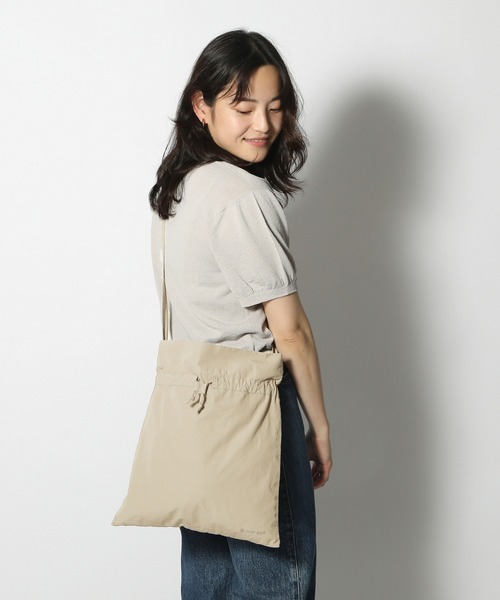 Snow Peak(スノーピーク)の「Natural-Dyed Recycled Cotton Multi Bag(ショルダーバッグ・メンズ・ベージュ/チャコール/ダークオリーブ・ONE SIZE)」の1枚目の写真