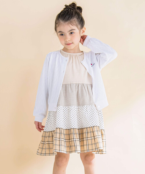 Noeil aime BeBe(ノイユエイムベベ)の「ファンシーハニカムカーディガン(90~130cm)(カーディガン/ボレロ・キッズ・ホワイト・100cm/130cm/120cm/110cm/90cm)」の2枚目の写真