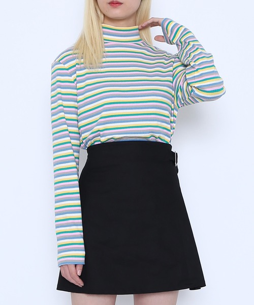 PUNYUS（プニュズ）の「マルチボーダーハイネックトップス（Tシャツ/カットソー・レディース・グリーン/ネイビー/パープル・1/2/3/4）」の8枚目の写真