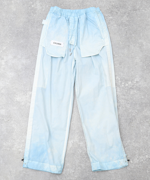 CALMER（カルメール）の「【CALMER / カルメール】別注 ナチュラルダイ パンツ(ムラゾメ)（スラックス・メンズ・サックスブルー・LARGE/MEDIUM）」の10枚目の写真