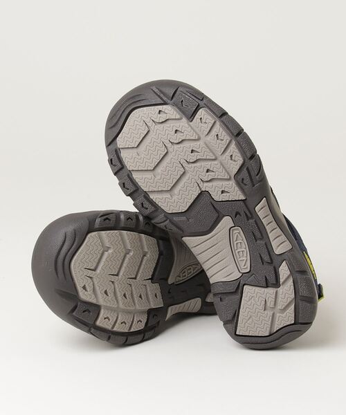 KEEN（キーン）の「NEWPORT BOUNDLESS / ニューポート バウンドレス / キッズ サンダル（サンダル・キッズ・ネイビー・20cm/21cm/22cm/22.5cm/23.5cm）」の3枚目の写真