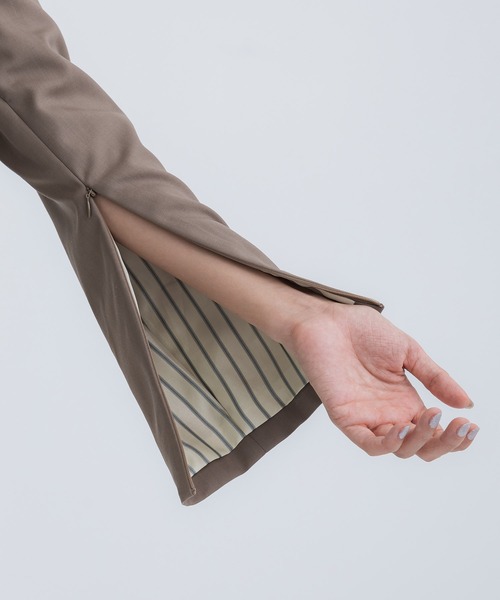 Dessin de Mode（デッサンドモード）の「【Dessin de mode/デッサンデモード】《STUDIOUS別注》バックジップオーバージャケット（テーラードジャケット・レディース・ブラウン/ダークグレー・1）」の10枚目の写真