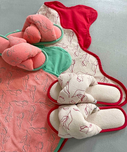 Casselini（キャセリーニ）の「Casselini HOME(キャセリーニ ホーム)パイル刺繍ルームシューズ（ルームシューズ/スリッパ・レディース・ブルー/アイボリー/ピンク・FREE）」の2枚目の写真