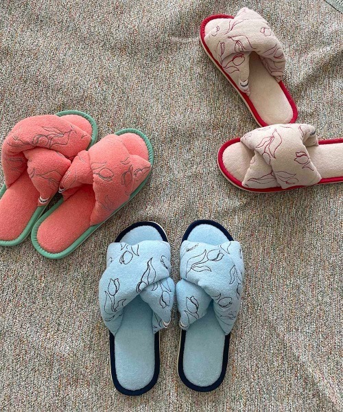 Casselini（キャセリーニ）の「Casselini HOME(キャセリーニ ホーム)パイル刺繍ルームシューズ（ルームシューズ/スリッパ・レディース・ブルー/アイボリー/ピンク・FREE）」の9枚目の写真