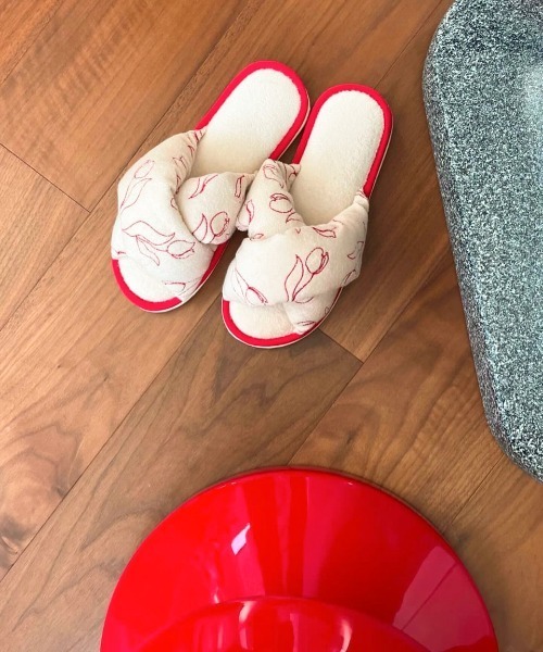 Casselini（キャセリーニ）の「Casselini HOME(キャセリーニ ホーム)パイル刺繍ルームシューズ（ルームシューズ/スリッパ・レディース・ブルー/アイボリー/ピンク・FREE）」の17枚目の写真