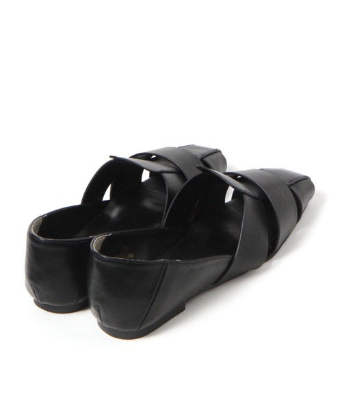 saloon（サルーン）の「SALOON(サルーン)/　グルカ　サンダル（サンダル・レディース・オフホワイト/ブラック/ベージュ・MEDIUM/LARGE/SMALL）」の12枚目の写真