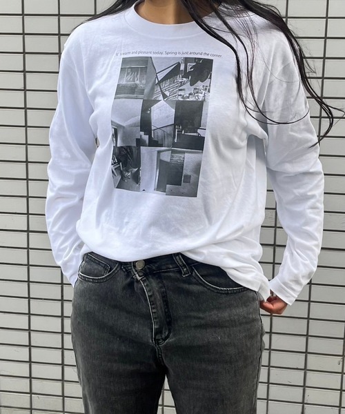 cuorequal(クオレコール)の「モノクロフォトプリントロンT(Tシャツ/カットソー・レディース・ホワイト・M/L/MEDIUM/LARGE/X-LARGE/SMALL)」の6枚目の写真