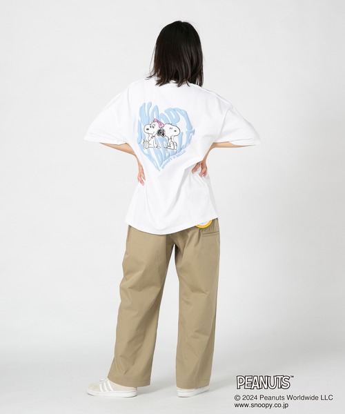 PEANUTS（ピーナッツ）の「【PEANUTS/ピーナッツ】オリジナルデザインTシャツ スヌーピー オラフ　ベル　ドロップショルダー ビッグシルエット　ユニセックス（Tシャツ/カットソー・メンズ・ブルー系その他/ベージュ系その他/ホワイト系その他2/ピンク系その他2・LARGE/MEDIUM/X-LARGE/SMALL）」の9枚目の写真