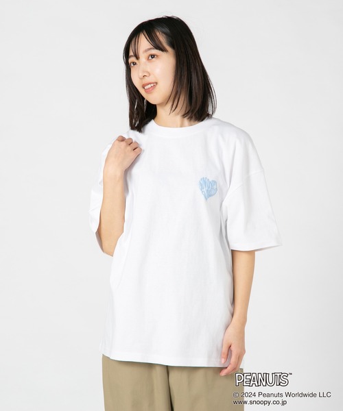 PEANUTS（ピーナッツ）の「【PEANUTS/ピーナッツ】オリジナルデザインTシャツ スヌーピー オラフ　ベル　ドロップショルダー ビッグシルエット　ユニセックス（Tシャツ/カットソー・メンズ・ブルー系その他/ベージュ系その他/ホワイト系その他2/ピンク系その他2・LARGE/MEDIUM/X-LARGE/SMALL）」の8枚目の写真