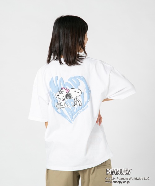PEANUTS（ピーナッツ）の「【PEANUTS/ピーナッツ】オリジナルデザインTシャツ スヌーピー オラフ　ベル　ドロップショルダー ビッグシルエット　ユニセックス（Tシャツ/カットソー・メンズ・ブルー系その他/ベージュ系その他/ホワイト系その他2/ピンク系その他2・LARGE/MEDIUM/X-LARGE/SMALL）」の6枚目の写真
