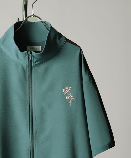 NILWAY（ニルウェイ）の「花刺繍配色ライン半袖 トラックジャケット（ジャージ・メンズ・ネイビー/ライトグレー/アイボリー/ライトブルー/チャコールグレー・MEDIUM/LARGE）」の6枚目の写真