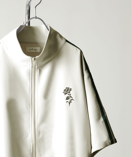 NILWAY（ニルウェイ）の「花刺繍配色ライン半袖 トラックジャケット（ジャージ・メンズ・ネイビー/ライトグレー/アイボリー/ライトブルー/チャコールグレー・MEDIUM/LARGE）」の14枚目の写真