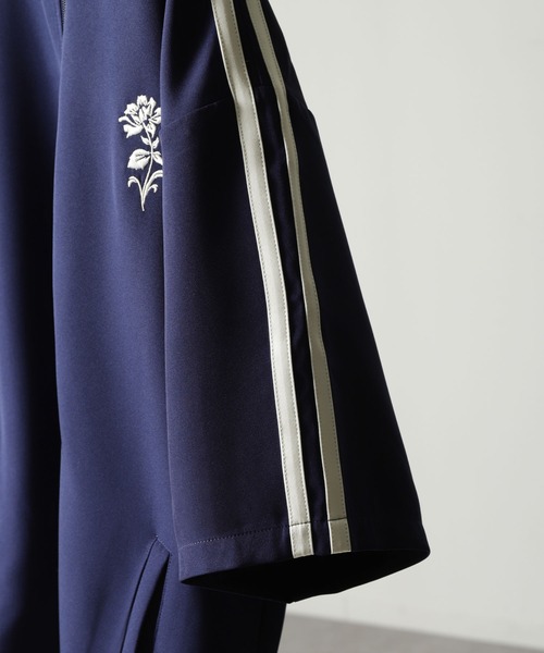 NILWAY（ニルウェイ）の「花刺繍配色ライン半袖 トラックジャケット（ジャージ・メンズ・ネイビー/ライトグレー/アイボリー/ライトブルー/チャコールグレー・MEDIUM/LARGE）」の10枚目の写真
