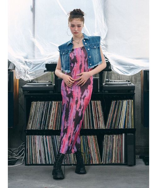 EVRIS(エヴリス)の「フリンジデザインデニムショートベスト(デニムジャケット・レディース・インディゴブルー/ライトブルー・FREE)」の16枚目の写真