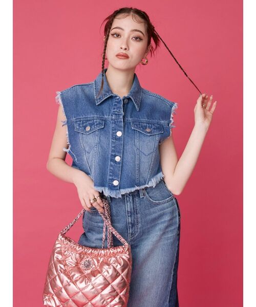 EVRIS(エヴリス)の「フリンジデザインデニムショートベスト(デニムジャケット・レディース・インディゴブルー/ライトブルー・FREE)」の18枚目の写真