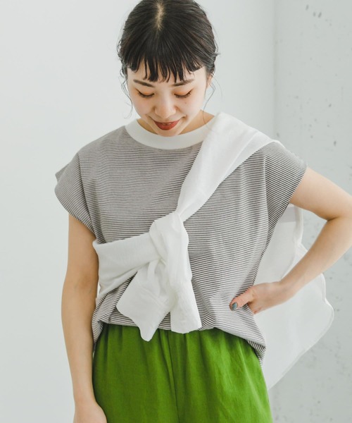 ITEMS URBANRESEARCH（アイテムズ アーバンリサーチ）の「クルーネックボーダーノースリーブTシャツ（Tシャツ/カットソー・レディース・その他1/ブラック系その他/ブラウン系その他・FREE）」の19枚目の写真