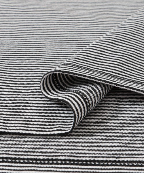 ITEMS URBANRESEARCH（アイテムズ アーバンリサーチ）の「クルーネックボーダーノースリーブTシャツ（Tシャツ/カットソー・レディース・その他1/ブラック系その他/ブラウン系その他・FREE）」の8枚目の写真