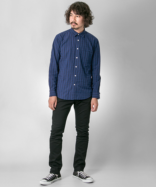 URBAN RESEARCH（アーバンリサーチ）の「UR インディゴギンガムチェックシャツ（シャツ/ブラウス・メンズ・レッド系その他/ホワイト系その他/ブルー系その他・LARGE/MEDIUM）」の13枚目の写真