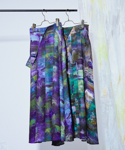 Ezick ANNONIM（エジックアノニム）の「Nuance paint ワンショルフレアスカート（スカート・レディース・ブラウン系その他/ブルー系その他・FREE）」の15枚目の写真