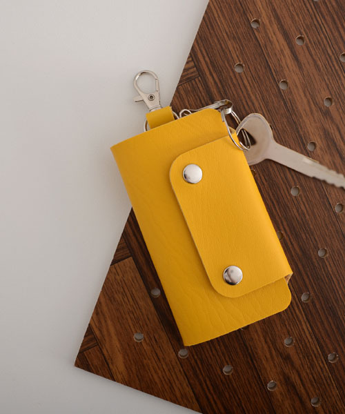 TONE SELECT GOODS（トーンセレクトグッズ）の「【float】コンパクト シンプル ワンカラー キーケース【9色展開】（キーケース/キーアクセサリー・レディース・マスタード/レッド/ピンク/ライトグリーン/ダークブラウン/ライトピンク/ライトブルー/ブラック/オレンジ・FREE）」の15枚目の写真
