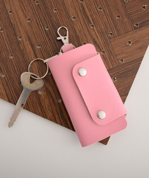 TONE SELECT GOODS（トーンセレクトグッズ）の「【float】コンパクト シンプル ワンカラー キーケース【9色展開】（キーケース/キーアクセサリー・レディース・マスタード/レッド/ピンク/ライトグリーン/ダークブラウン/ライトピンク/ライトブルー/ブラック/オレンジ・FREE）」の17枚目の写真