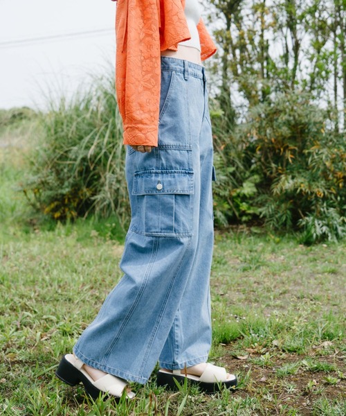 archives（アルシーヴ）の「ベイカーカーゴワイドデニム（デニムパンツ・レディース・サックスブルー/グレー・MEDIUM/SMALL）」の5枚目の写真