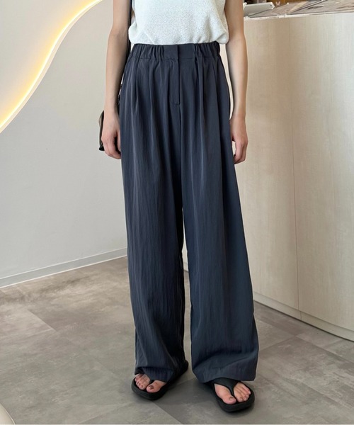 LE MORE(リモア)の「ナイロンタックワイドパンツ(その他パンツ・レディース・ブラック/チャコール/アイボリー・FREE)」の3枚目の写真